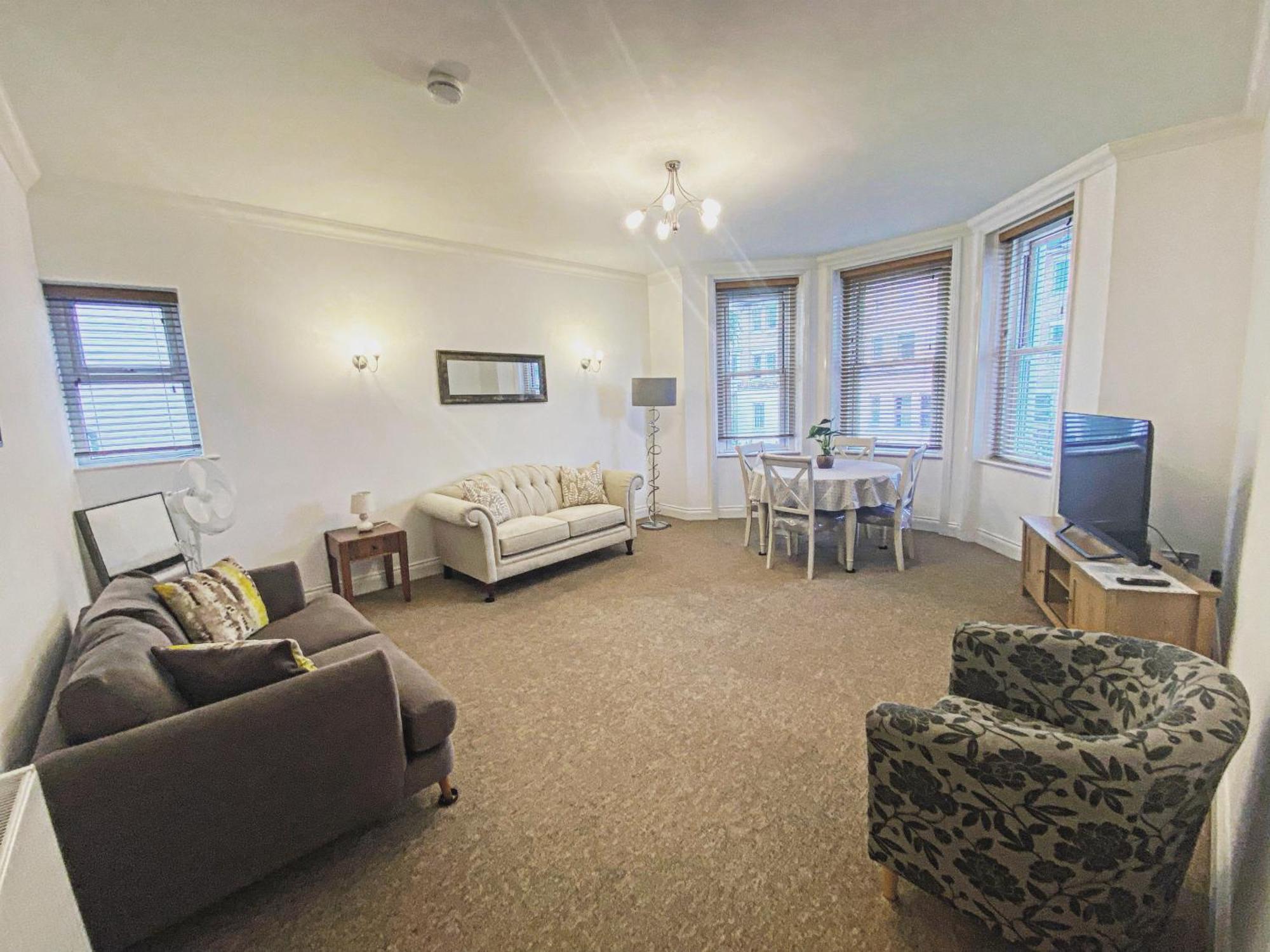Luxury 2 Beds Apartment By The Sea ボーンマス エクステリア 写真